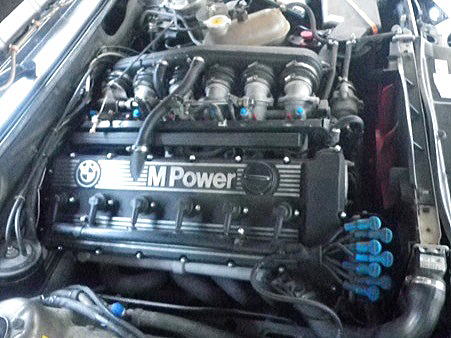 BMW M5.E28のMパワーエンジン