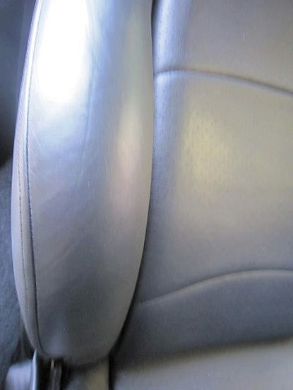 助手席の革レザーシートの補修修理・塗装後
