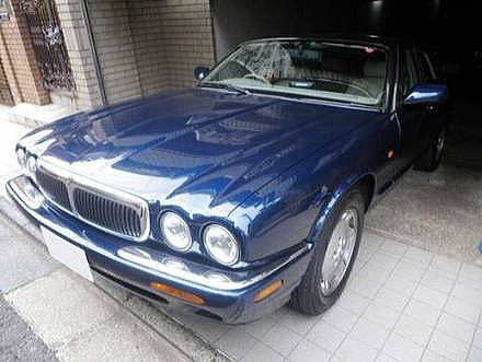 Jaguar-XJ8