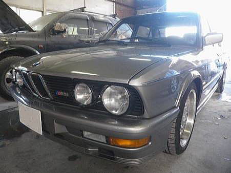 BMW-M5.E28