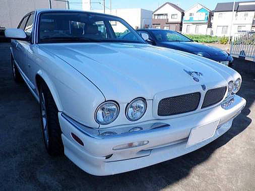 WK[-XJ8